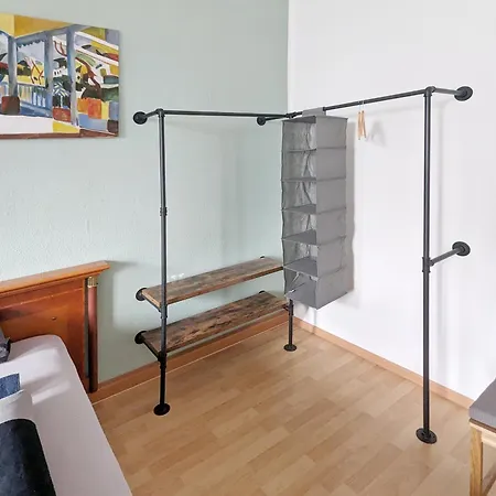 Monteurdreams-de Zentrale, Grosse 5z Wohnung, 2 Baeder, Kueche Apartment *